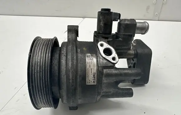 BMW 5 F10 F11 Power steering pump 6850591