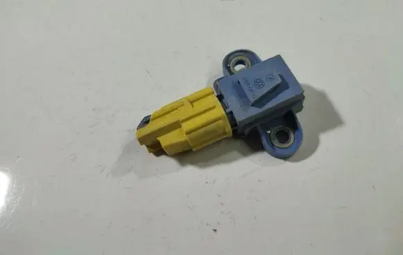 Skoda Octavia Mk2 (1Z) Airbag deployment crash/impact sensor 1K0955557A