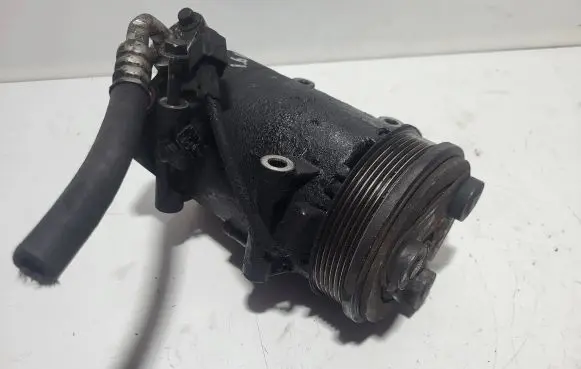 Mazda 3 I Air conditioning (A/C) compressor (pump)