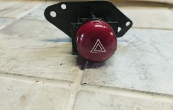 Mitsubishi Grandis Hazard light switch MR962274