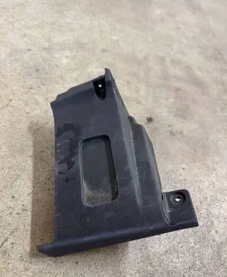 Mercedes-Benz Sprinter W907 W910 Rear sill trim cover A9106863600 A9106863500 9106863600