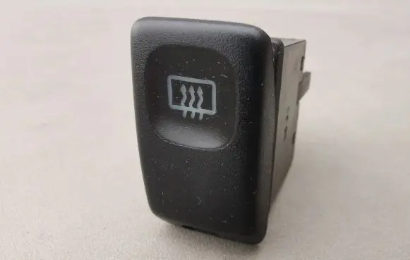 Volkswagen Golf II Windscreen/window heater switch 191959621B 586751