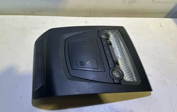 BMW 5 F10 F11 Front seat light 61942931 1113118233 C790035
