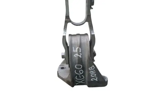Engine mount bracket
