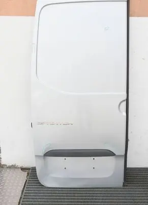 Mercedes-Benz Sprinter W907 W910 Rear door 