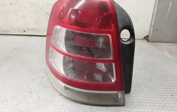 Opel Zafira B Rear/tail lights 13349825