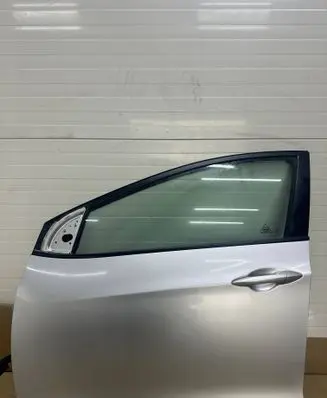 Hyundai i30 Front door 
