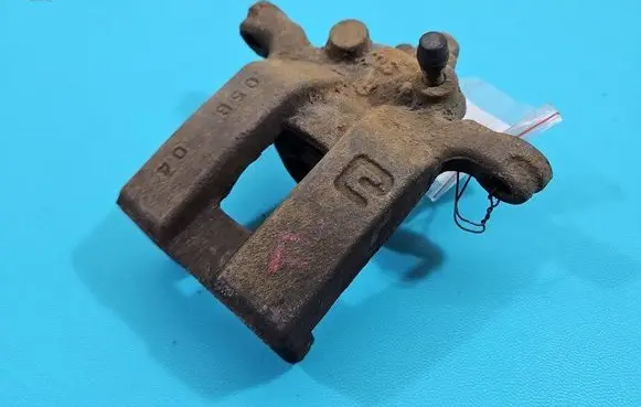 Suzuki Grand Vitara II Rear brake caliper IMPRK1484537