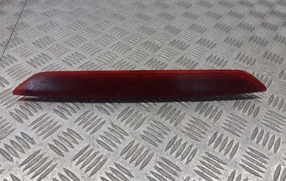 Volkswagen Polo IV 9N3 Third/center stoplight