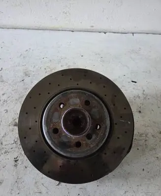 BMW 7 E65 E66 Front wheel hub
