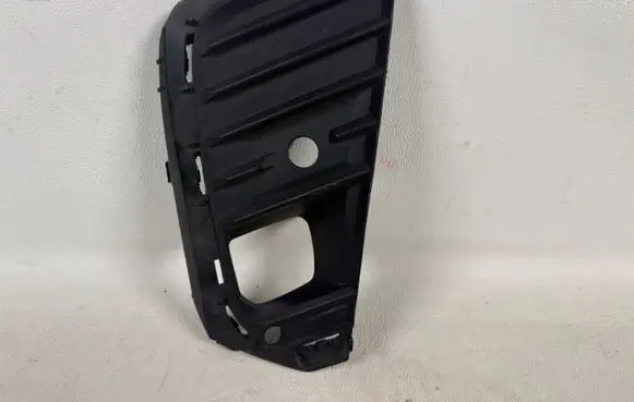 Opel Crossland X Front bumper lower grill 39172250