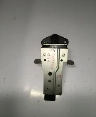 Chevrolet Captiva Tailgate window lock/catch/latch 