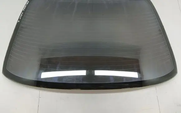 Nissan Primera Rear windscreen/windshield window 43R00070