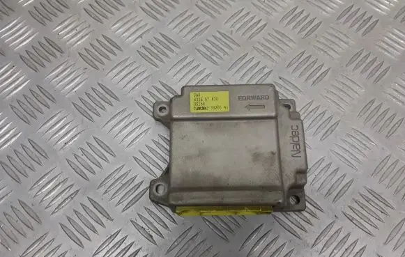 Mazda 323 F Airbag control unit/module B30E57K30