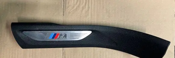BMW X6 F16 Rear sill trim cover 51437382255