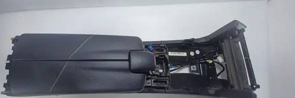 Mercedes-Benz E W212 Center console A2126801252MERC1 A2126801252