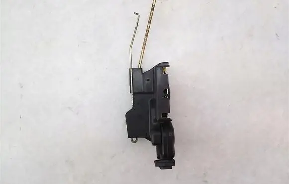 Hyundai Santa Fe Front door lock 