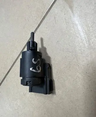 Audi A8 S8 D3 4E Brake pedal sensor switch 3B0945511C 19322010