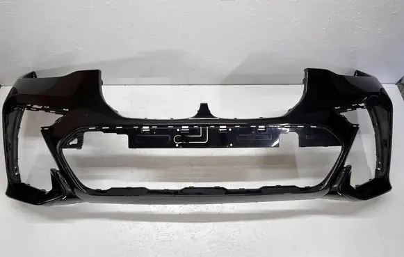 BMW X7 G07 Front bumper 8069886