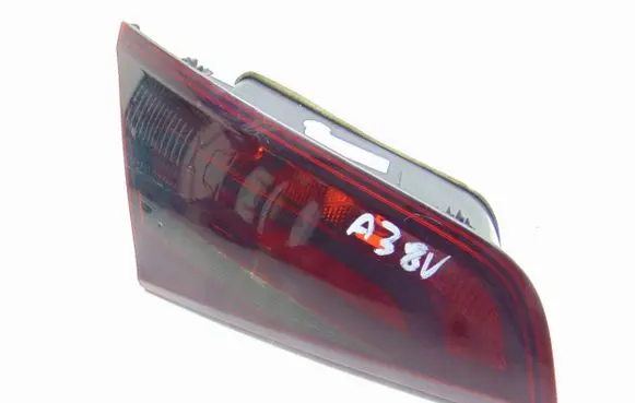 Audi A3 S3 8V Tailgate rear/tail lights 8V4945093