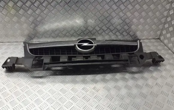 Opel Vectra C Bonnet/hood grill 903000004