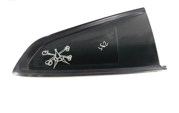 Ford Mustang VI Rear side window FR3Z-6329711-A FR3B-6329701-AE
