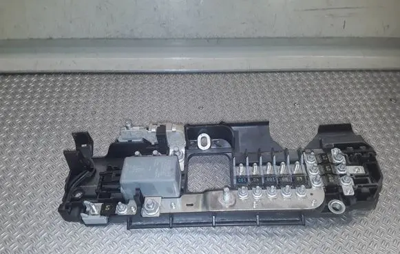 Ford Transit Fuse module 6C1T14A067E