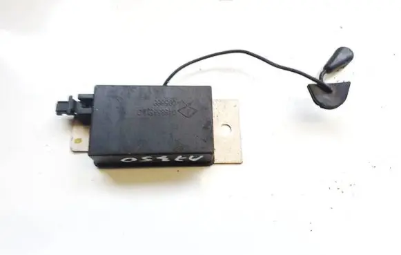 Chrysler Pacifica Antenna control unit 04685851ad 095660
