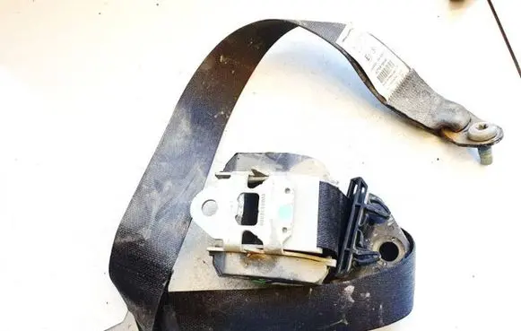 Dodge Journey Rear seatbelt 607041464b 045530