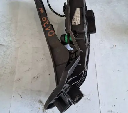 Volkswagen PASSAT B6 Accelerator throttle pedal 6PV00874501 1K2723503M