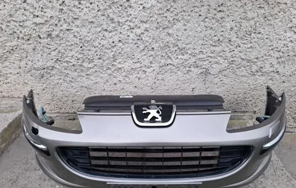 Ford S-MAX Front bumper 