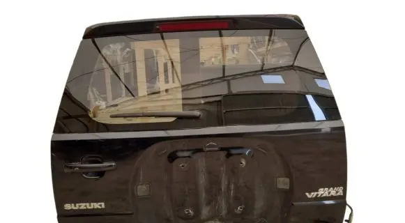 Suzuki Grand Vitara II Tailgate/trunk/boot lid