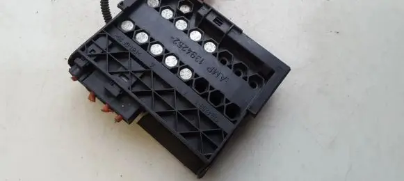 Positive cable (battery)