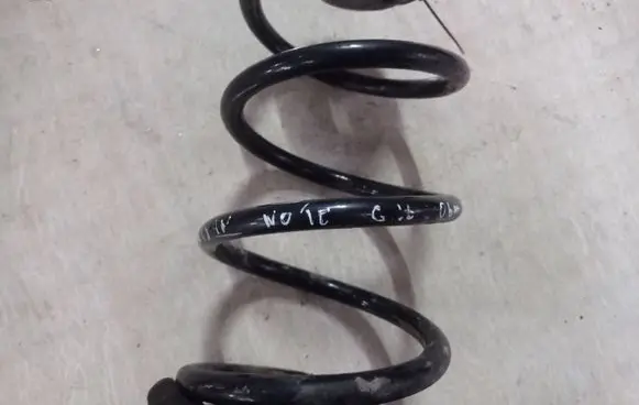 Nissan Note (E11) Rear coil spring
