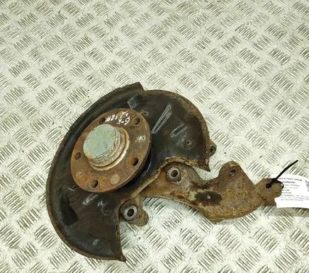 Volkswagen Golf VII Rear wheel hub 5Q0505435F