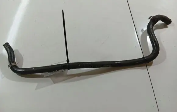 Opel Zafira B Engine coolant pipe/hose 13250256