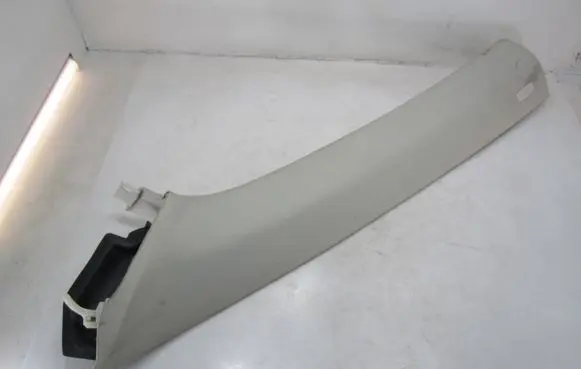 Volkswagen Golf VI (A) pillar trim 1K9867233A 682BC6A 00E1EZS
