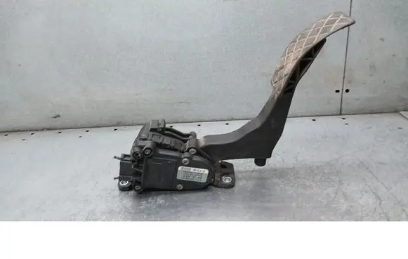 Seat Ibiza III (6L) Accelerator pedal position sensor 6Q1721503B