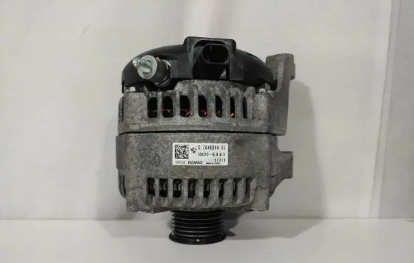 BMW 4 F36 Gran coupe Generator/alternator 1042106983 7646814 11T19