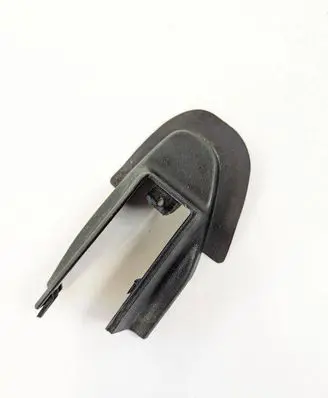 Chrysler Pacifica Front passenger seat rail trim 5RT25TRMA MT19911 66592
