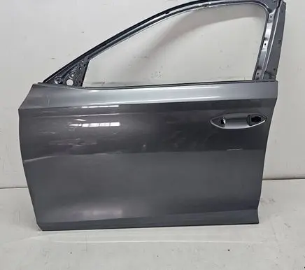 Skoda Octavia Mk4 Front door 5E3831311A
