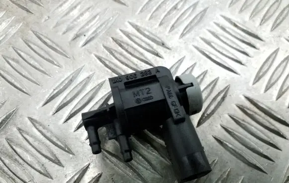 Volkswagen Golf VI Turbo solenoid valve 1K0906283A