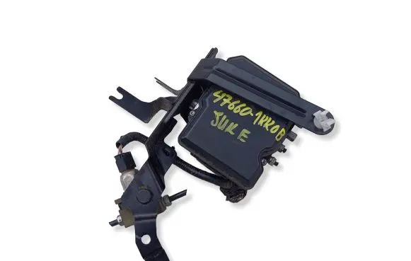 Nissan Juke I F15 ABS Pump 476601KK0B