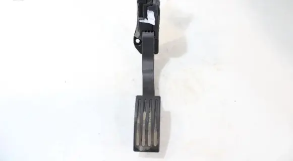 Ford Focus Accelerator throttle pedal