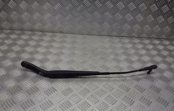 Mazda 3 I Front wiper blade arm