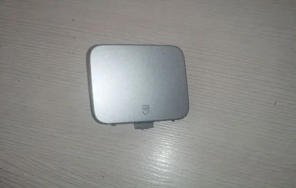 Rear bumper row hook cap/cover