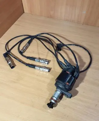 Mercedes-Benz 190 W201 Spark distributor 0031584201