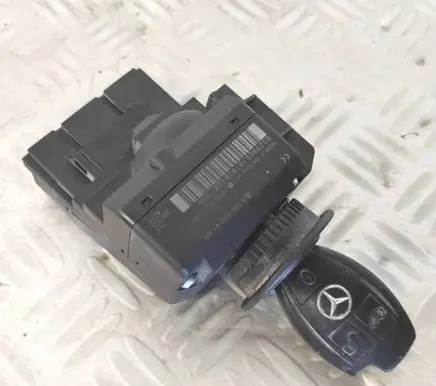 Mercedes-Benz Sprinter W906 Ignition lock A9069004100 3300302200 8029905181806128