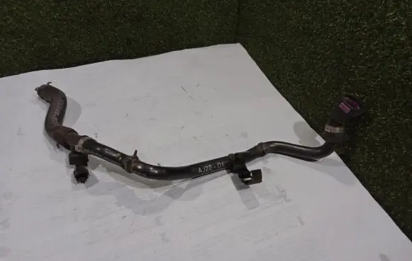 Land Rover Defender Engine coolant pipe/hose N8B28A589AA N8B28A589 AJ20D6