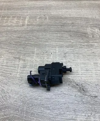 Ford Focus Brake pedal sensor switch 93BB13480BB